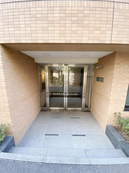 【エントランス】