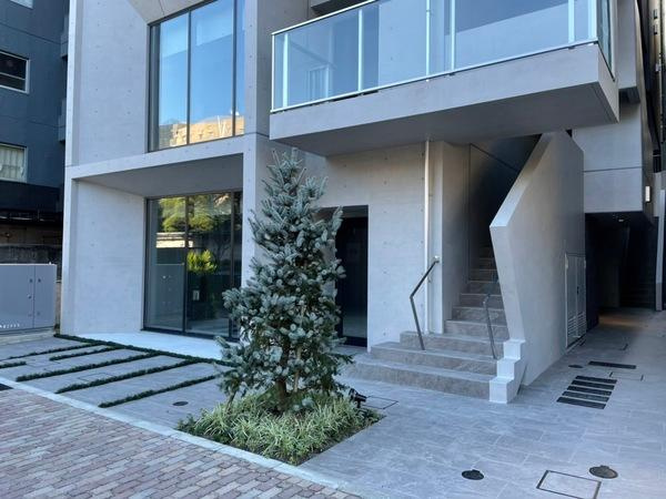 【エントランス】 | HIROO VILLAGE