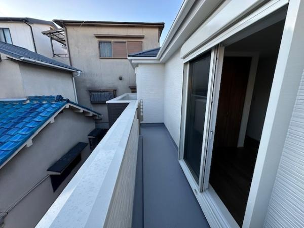 【バルコニー】