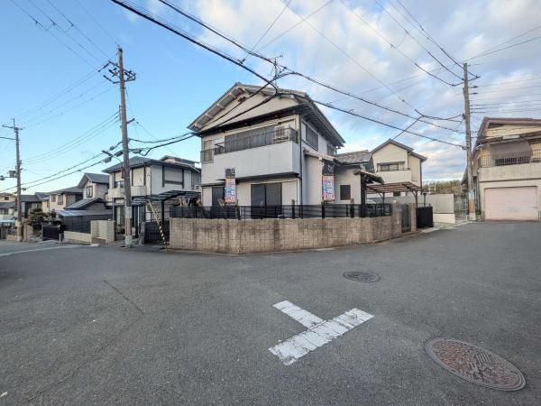 【前面道路含む現地写真】