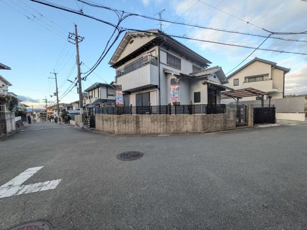 【前面道路含む現地写真】