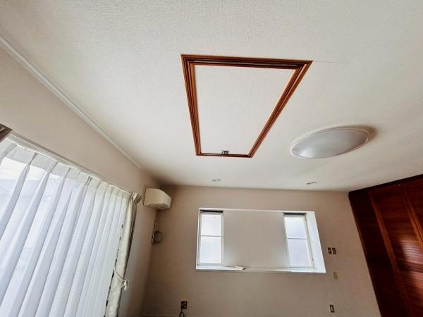 【内装】 | 屋根裏収納