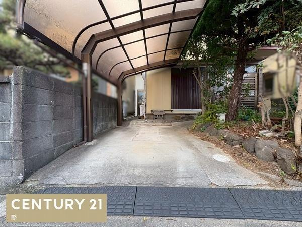 和歌山市木ノ本　中古戸建の駐車場