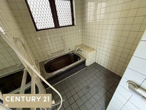 和歌山市木ノ本　中古戸建の浴室