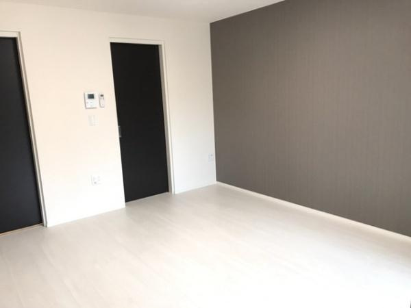 アンジェリーナの洋室