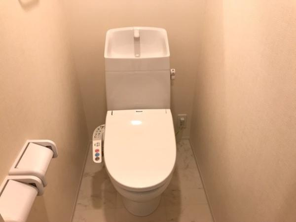 アンジェリーナのトイレ