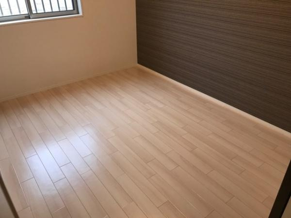 ホープの洋室