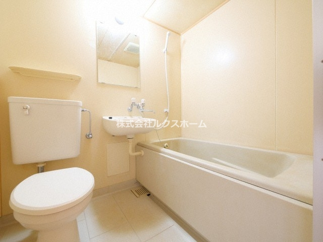 サンハイツいすゞの浴室