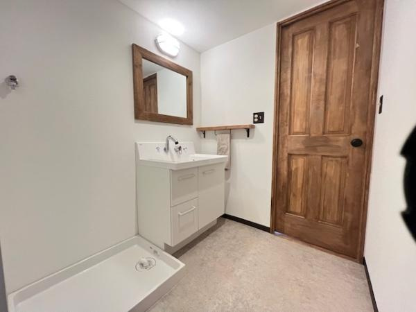 【独立洗面台】 | コスモハイツ花園　中古マンション