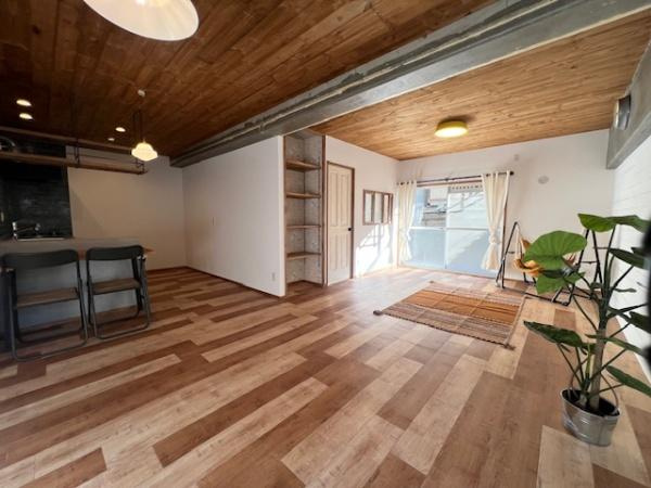 【居間・リビング】 | コスモハイツ花園　中古マンション