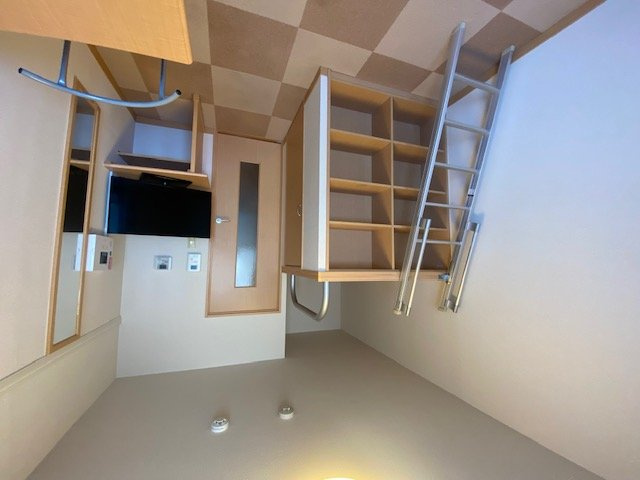 レオパレスエアポートの居間・リビング