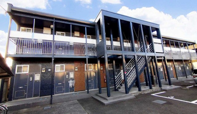 【外観】 | レオパレスアペイロン | 2022年11月外壁塗装いたしました。