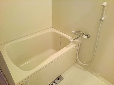 レジデンス上高畑の浴室