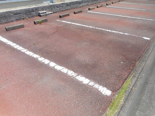 ＴＳパレスの駐車場