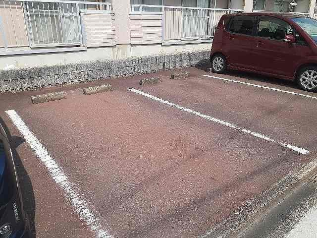 ＴＳパレスの駐車場