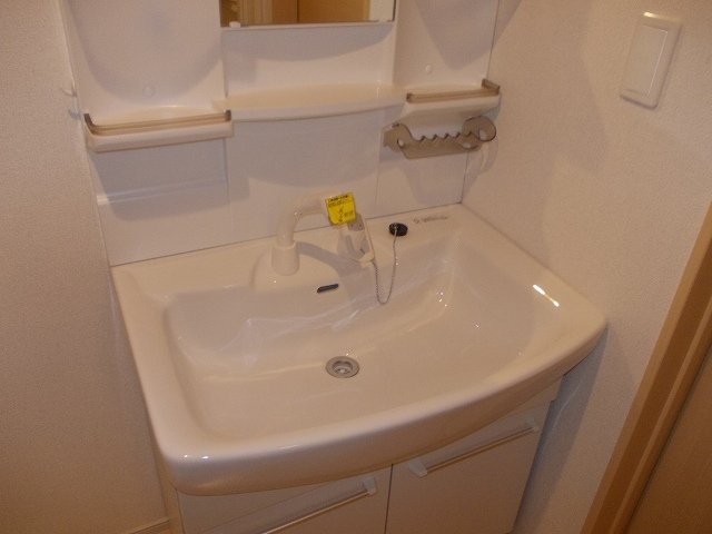 ヴィラ　プリムローズの洗面所