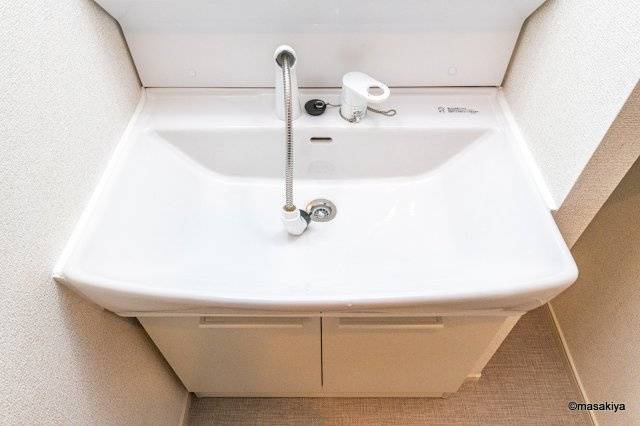 コージーコートの洗面所