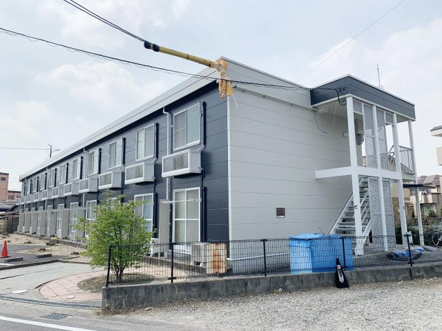 レオパレススタリオンの外観