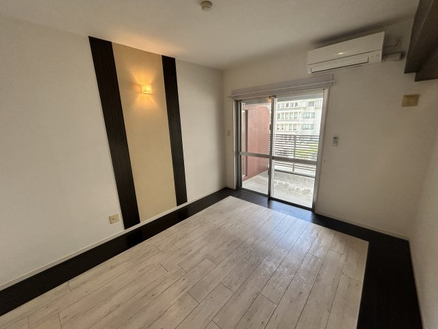 アイワプラザの居間・リビング