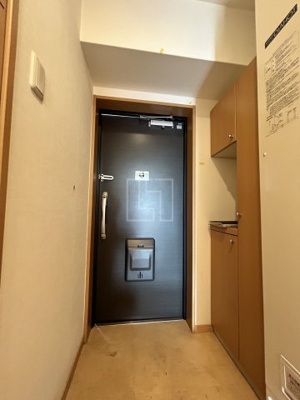 【玄関】 | コンフォートレジデンス御堂筋本町 | コンフォートレジデンス御堂筋本町　玄関スペース