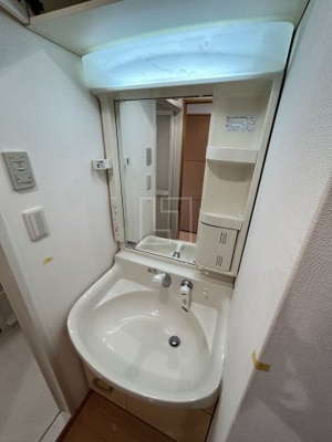 【洗面所】 | コンフォートレジデンス御堂筋本町 | コンフォートレジデンス御堂筋本町　独立洗面化粧台