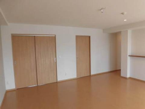 プレミアステーション西口の居間・リビング|リビング