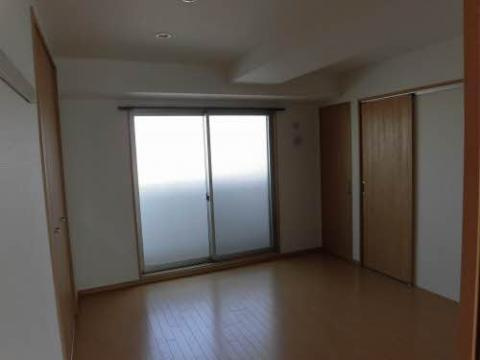 プレミアステーション西口の居間・リビング|室内