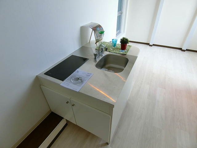 C4　KOSHIEN　EASTのキッチン