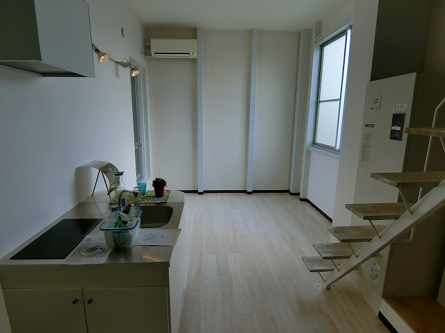 C4　KOSHIEN　EASTの内装