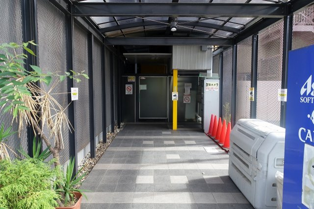 C4　KOSHIEN　EASTのエントランス