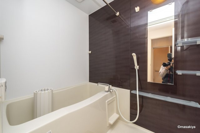 アミティエ三輪の浴室