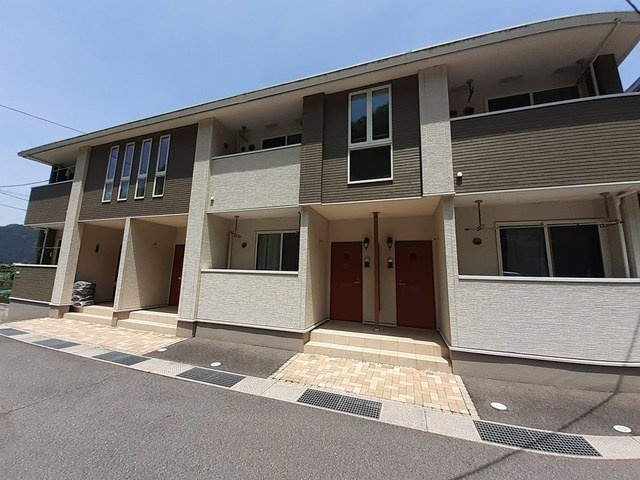 アート・ハウス　弐番館の外観|外観は落ち着いています