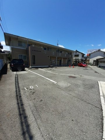 エーデルハウス　ローゼの駐車場|駐車スペースもあります