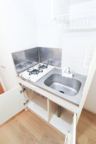 サヴォイレジェント　6階のキッチン|別号室のものです。現状優先になります。