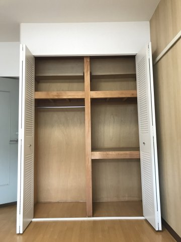 サーラシティ本郷弐番館　502号室の収納