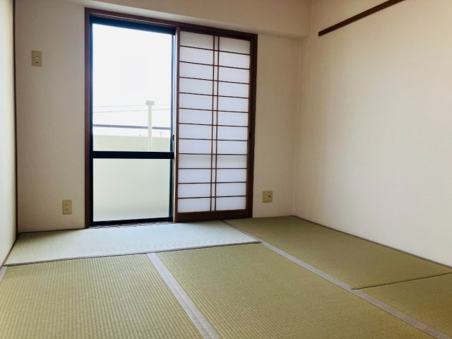 サーラシティ本郷弐番館　502号室の和室