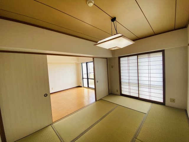 サーラシティ本郷弐番館　502号室の和室