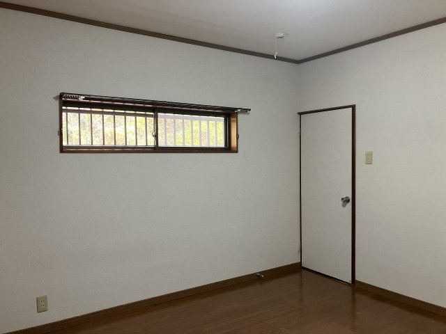 蜆塚一丁目貸家　Ａ棟の洋室
