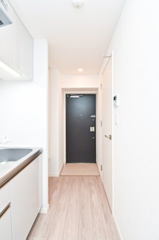 サヴォイラルカンジュ　13階の玄関|別号室のものです。現状優先になります。