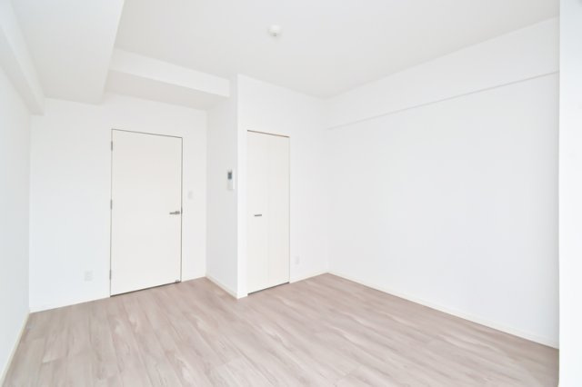 サヴォイラルカンジュ　13階の居間・リビング|別号室のものです。現状優先になります。