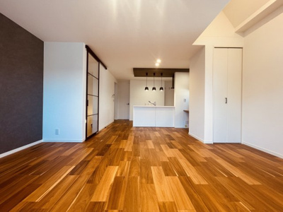 【居間・リビング】 | 灘区薬師通4丁目　新築戸建