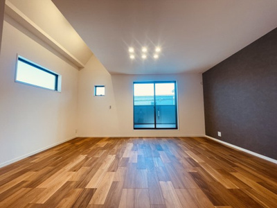 【居間・リビング】 | 灘区薬師通4丁目　新築戸建