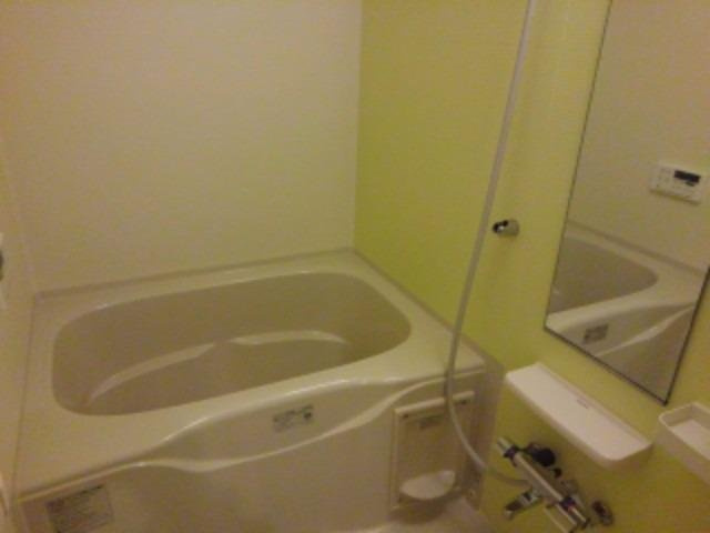 プラシージュの浴室