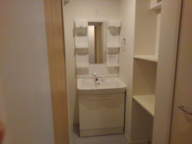 プラシージュの洗面所