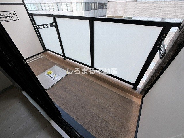 ALZA西本町のバルコニー