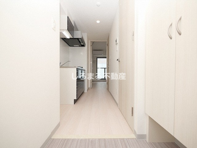 ALZA西本町の玄関