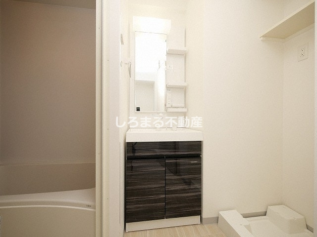 ALZA西本町の洗面所