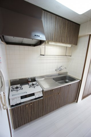 【キッチン】 | セントラルメゾン | 写真は303号室のものです。