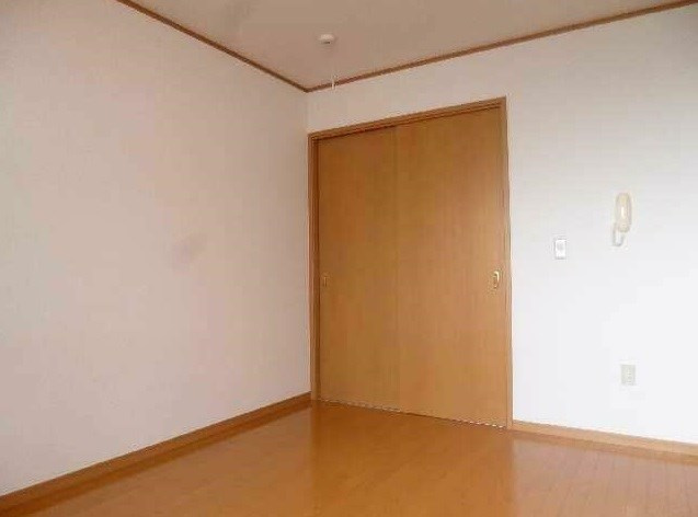 ラフォーレ高根台の寝室