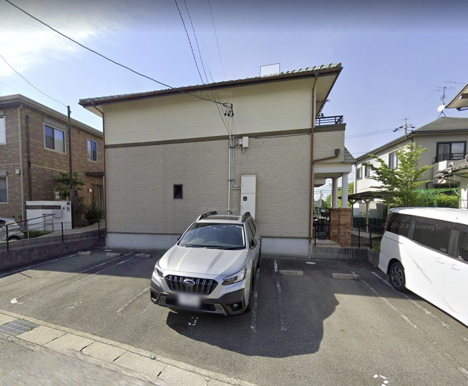 ラフォーレ高根台の駐車場